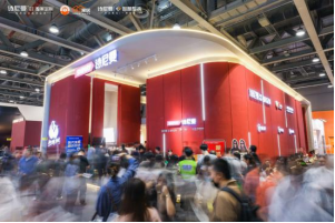 首日火热 · 红遍全场  诗尼曼惊艳亮相广州定制家居展，引爆商业5.0净化论热潮！(1)464